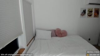 Oily DelightfulHug pussy leaked