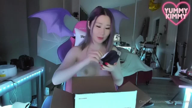 donna Dripping Asian Yummykimmy nude tits